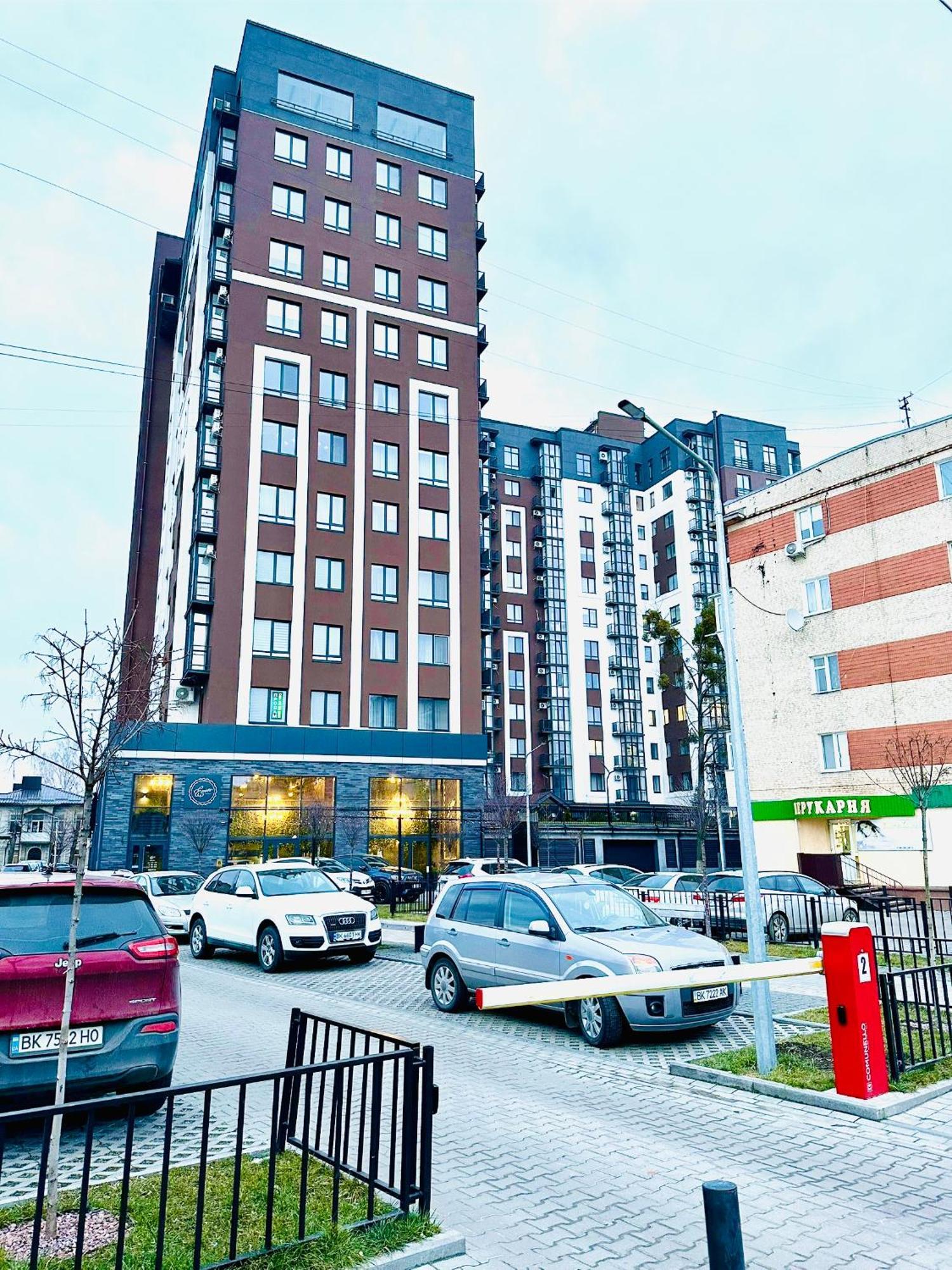 Designer Apartments In The City Center Rivne Kültér fotó
